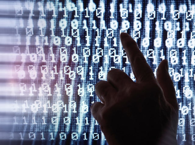 밤의 고속도로 조명 