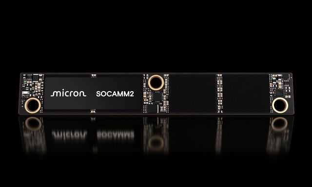 SOCAMM2 module front view with label on left