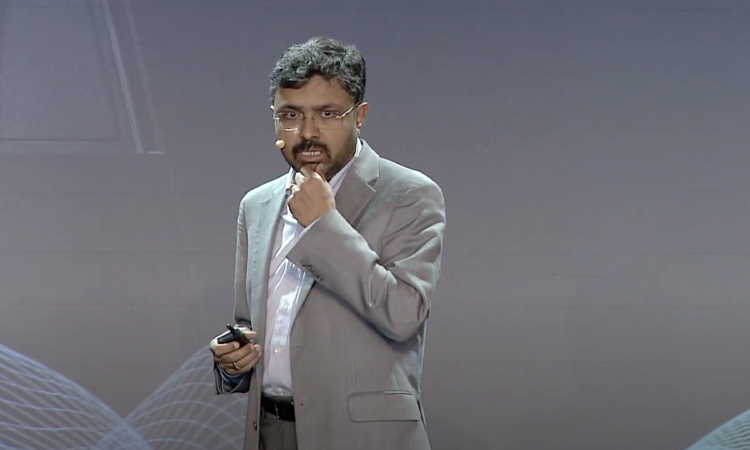 Ai performance to improve life speech 