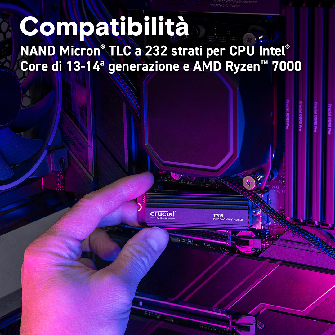 Crucial T705 4TB PCIe Gen5 NVMe M.2 SSD with heatsink