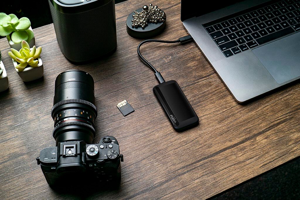 Crucial X8 1TB ポータブルSSD Crucial X8 1TB Portable SSD | CT1000X8SSD9 | Crucial.com