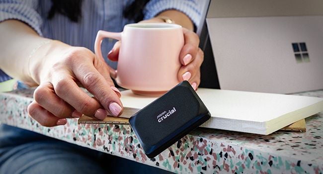 Crucial X9 1TB Portable SSD | CT1000X9SSD9 | Crucial JP