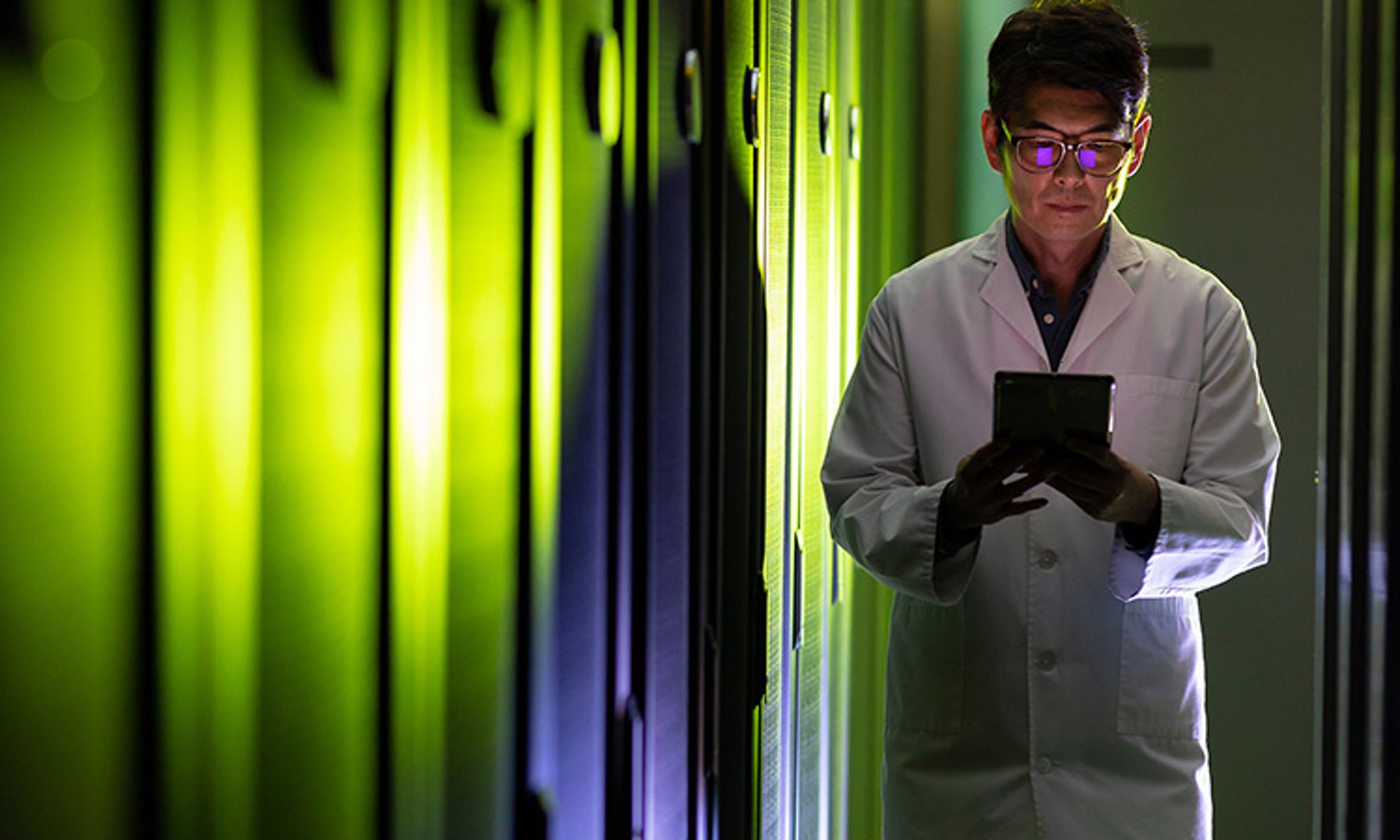 Real life workloads allow more efficient data granularity and enable very large SSD capacities